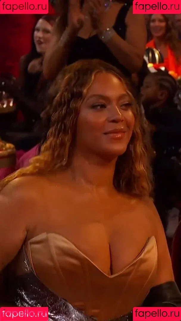 Beyonce / beyoncenavago Onlyfans Photo Gallery 