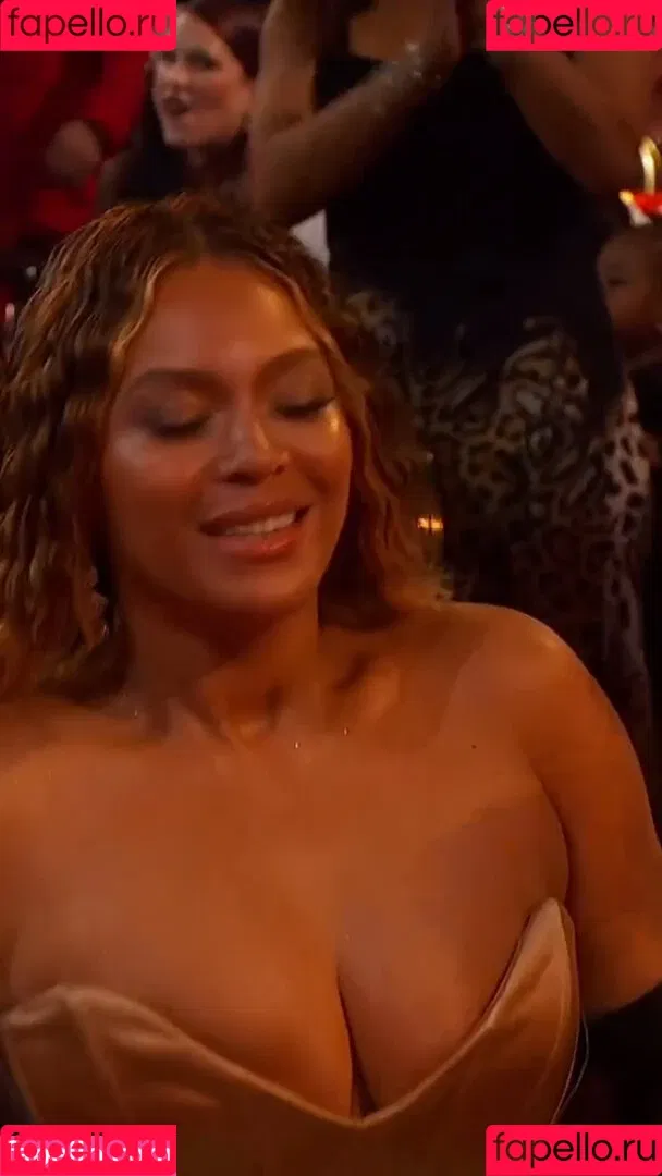 Beyonce / beyoncenavago Onlyfans Photo Gallery 