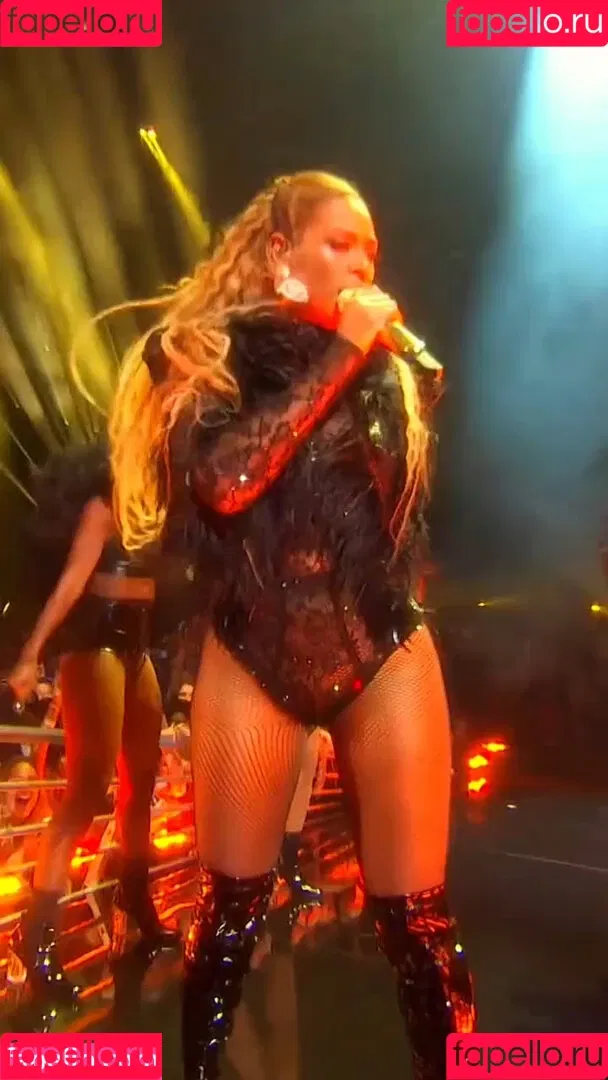 Beyonce / beyoncenavago Onlyfans Photo Gallery 