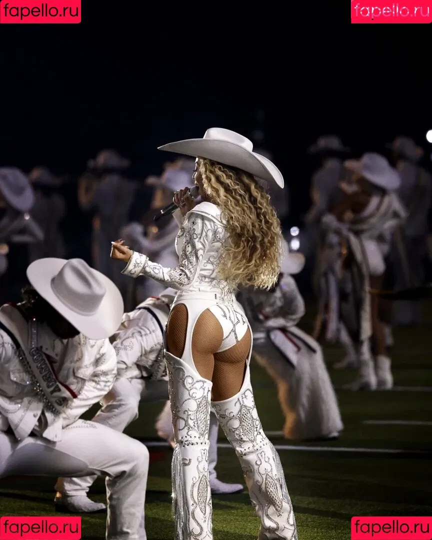 Beyonce / beyoncenavago Onlyfans Photo Gallery 