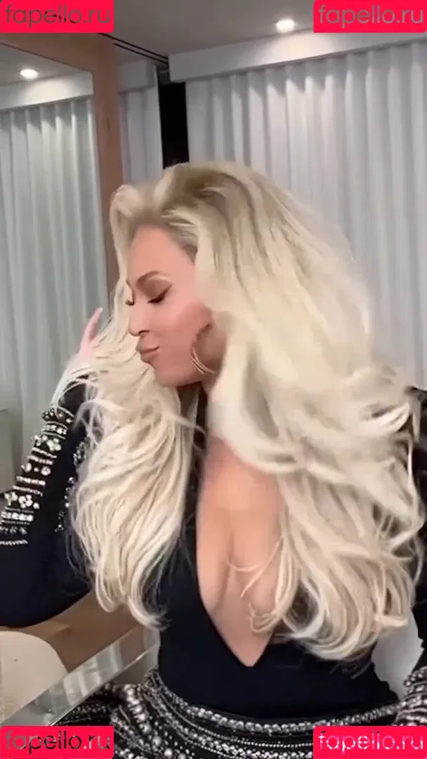 Beyonce / beyoncenavago Onlyfans Photo Gallery 