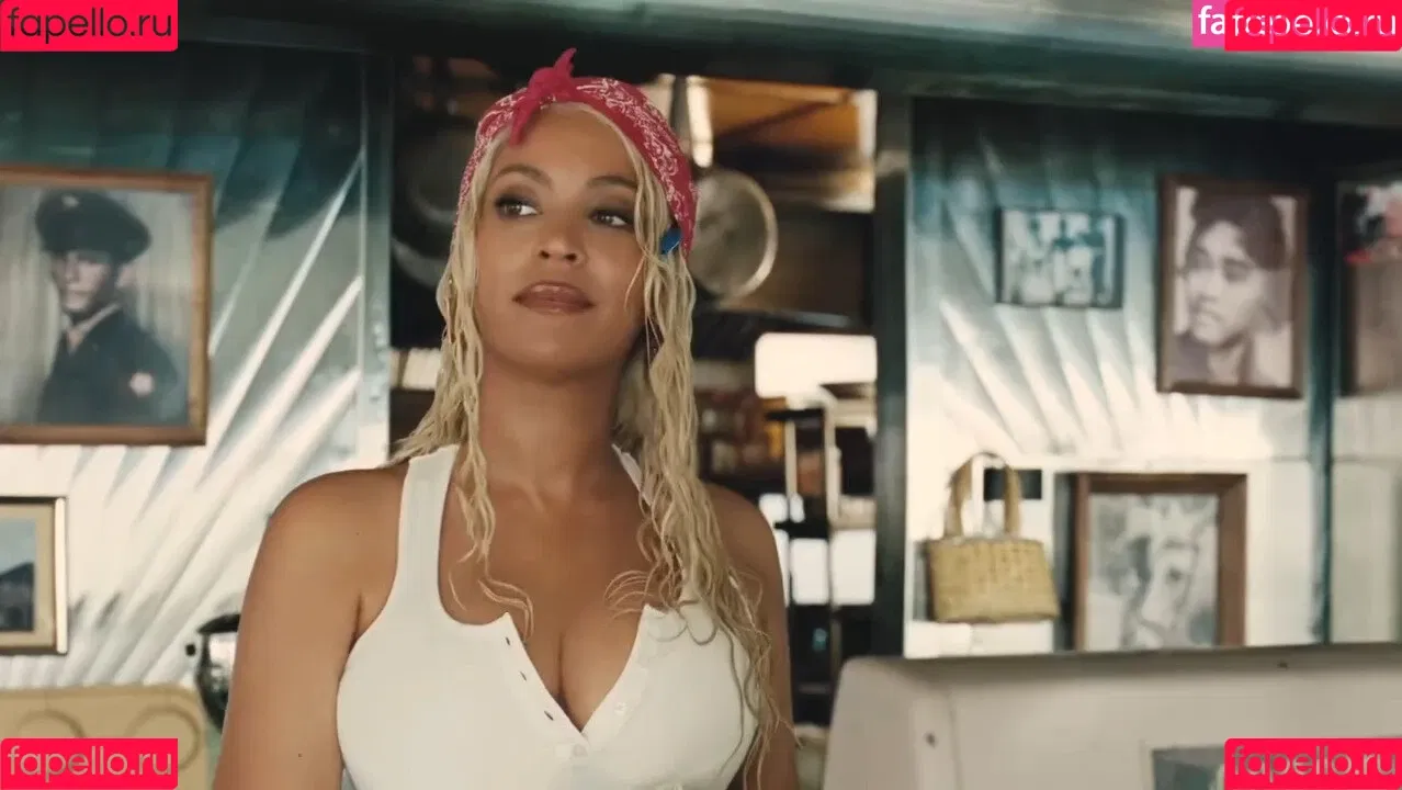 Beyonce / beyoncenavago Onlyfans Photo Gallery 