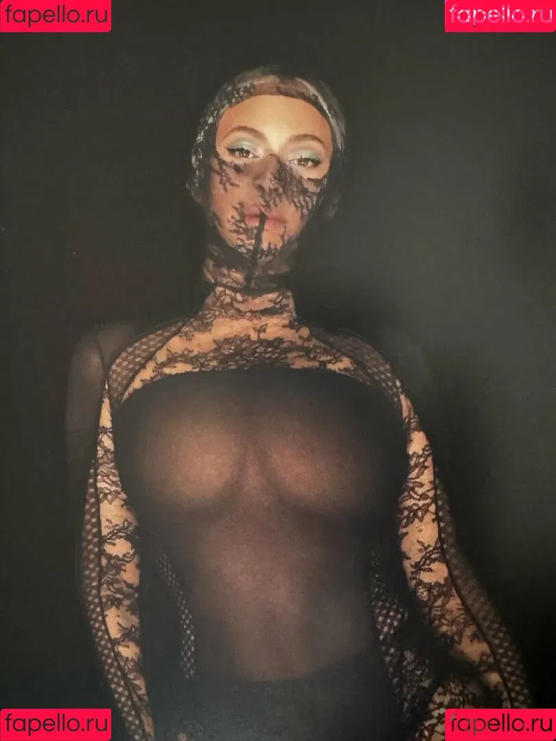 Beyonce / beyoncenavago Onlyfans Photo Gallery 