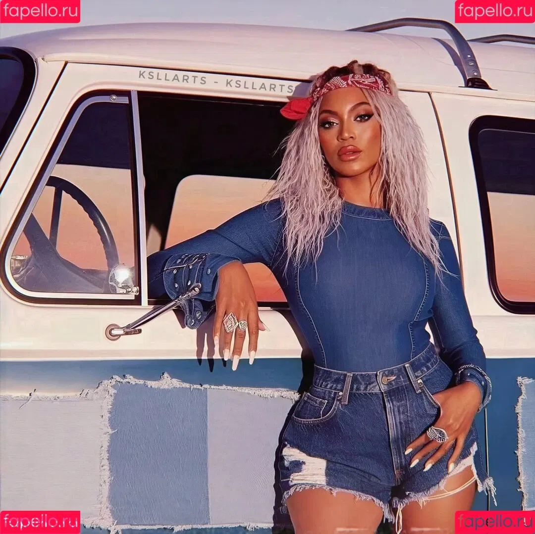 Beyonce / beyoncenavago Onlyfans Photo Gallery 