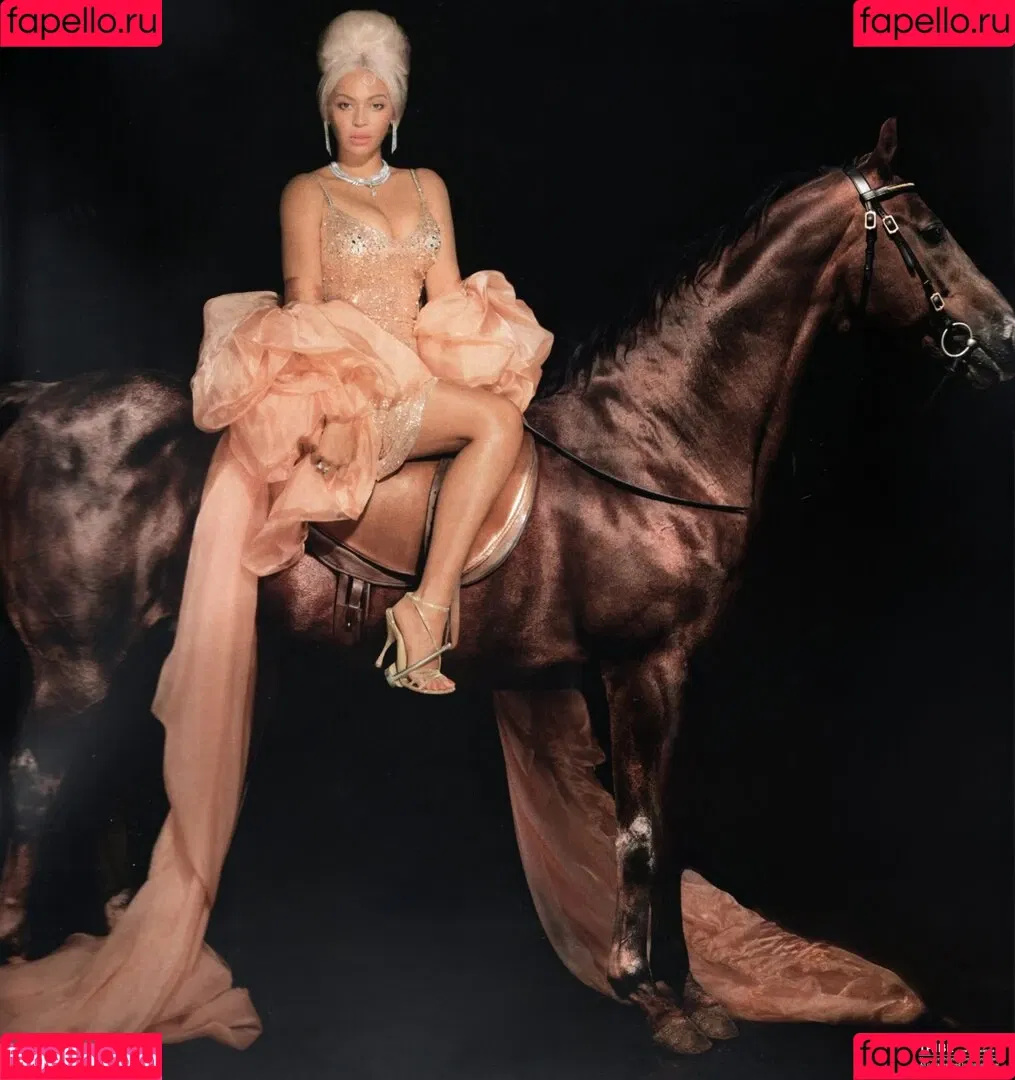 Beyonce / beyoncenavago Onlyfans Photo Gallery 
