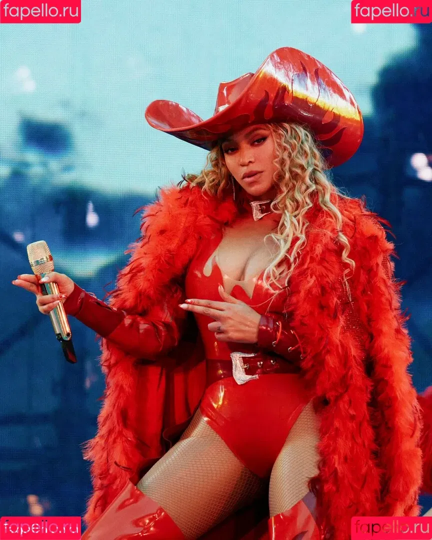 Beyonce / beyoncenavago Onlyfans Photo Gallery 