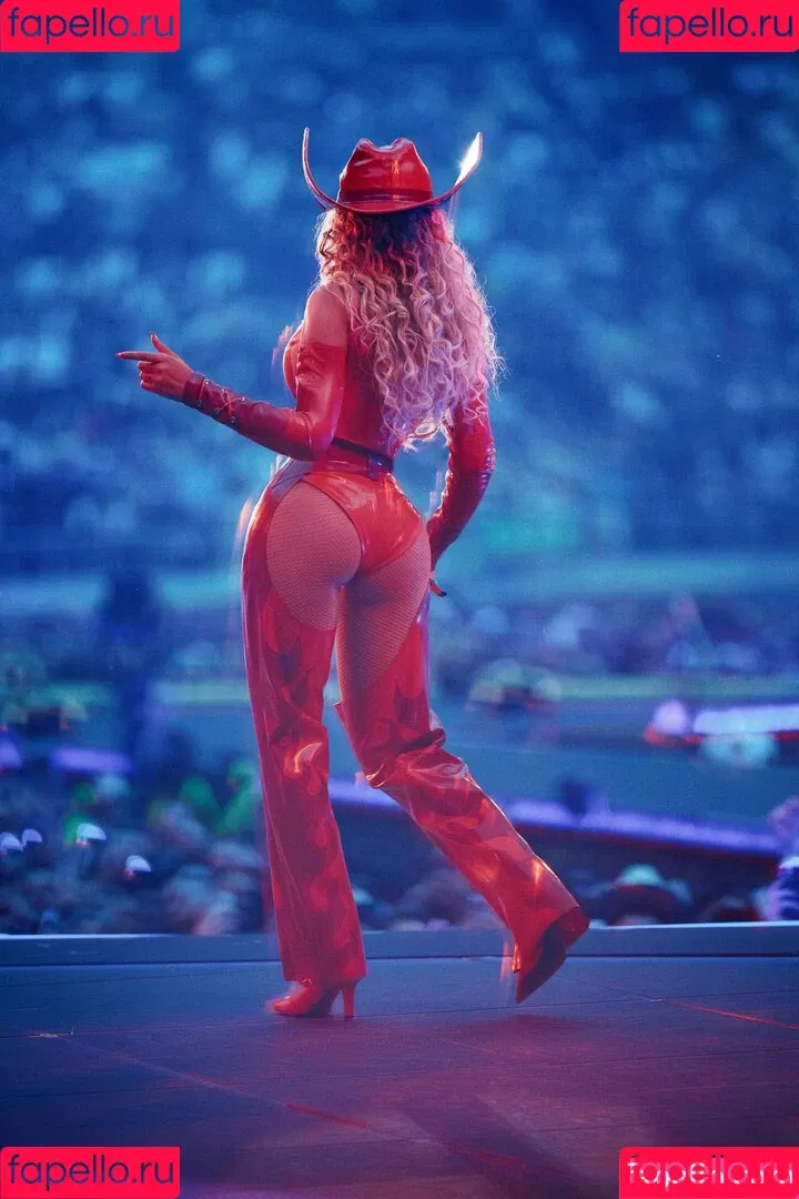 Beyonce / beyoncenavago Onlyfans Photo Gallery 