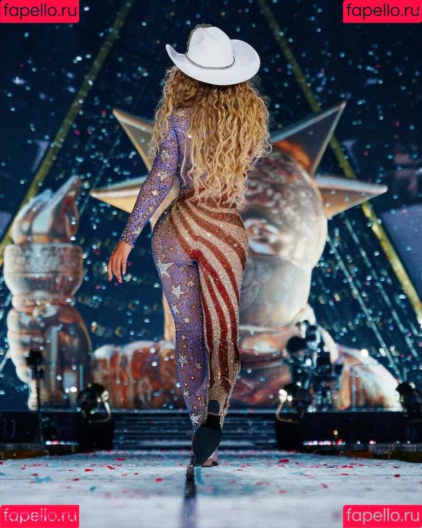 Beyonce / beyoncenavago Onlyfans Photo Gallery 