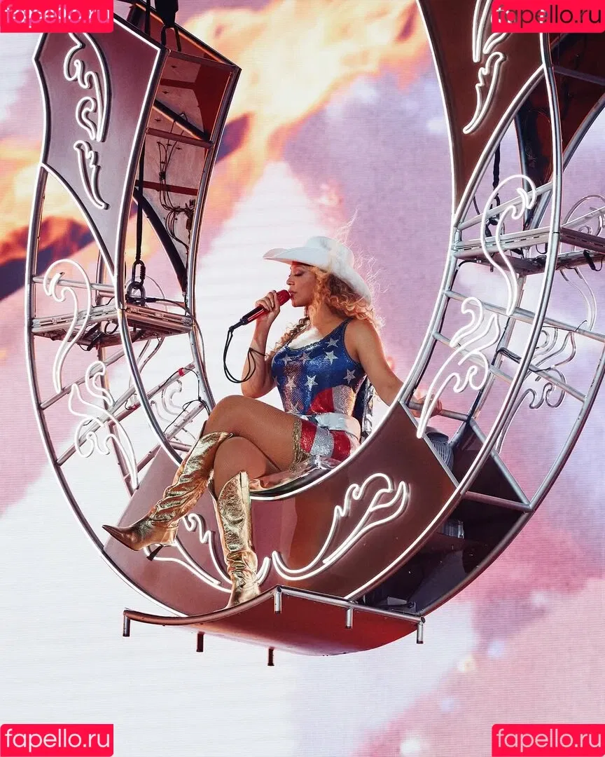 Beyonce / beyoncenavago Onlyfans Photo Gallery 