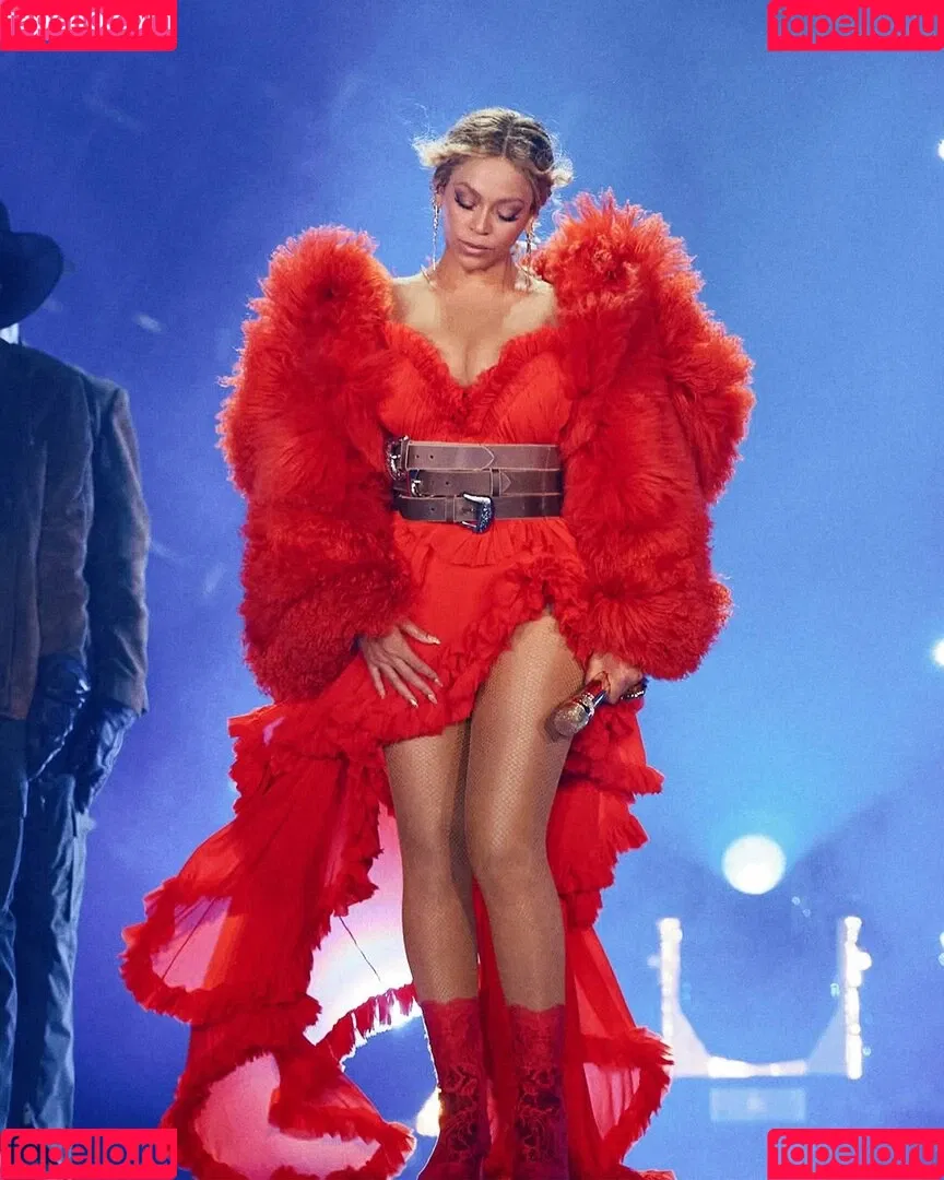 Beyonce / beyoncenavago Onlyfans Photo Gallery 