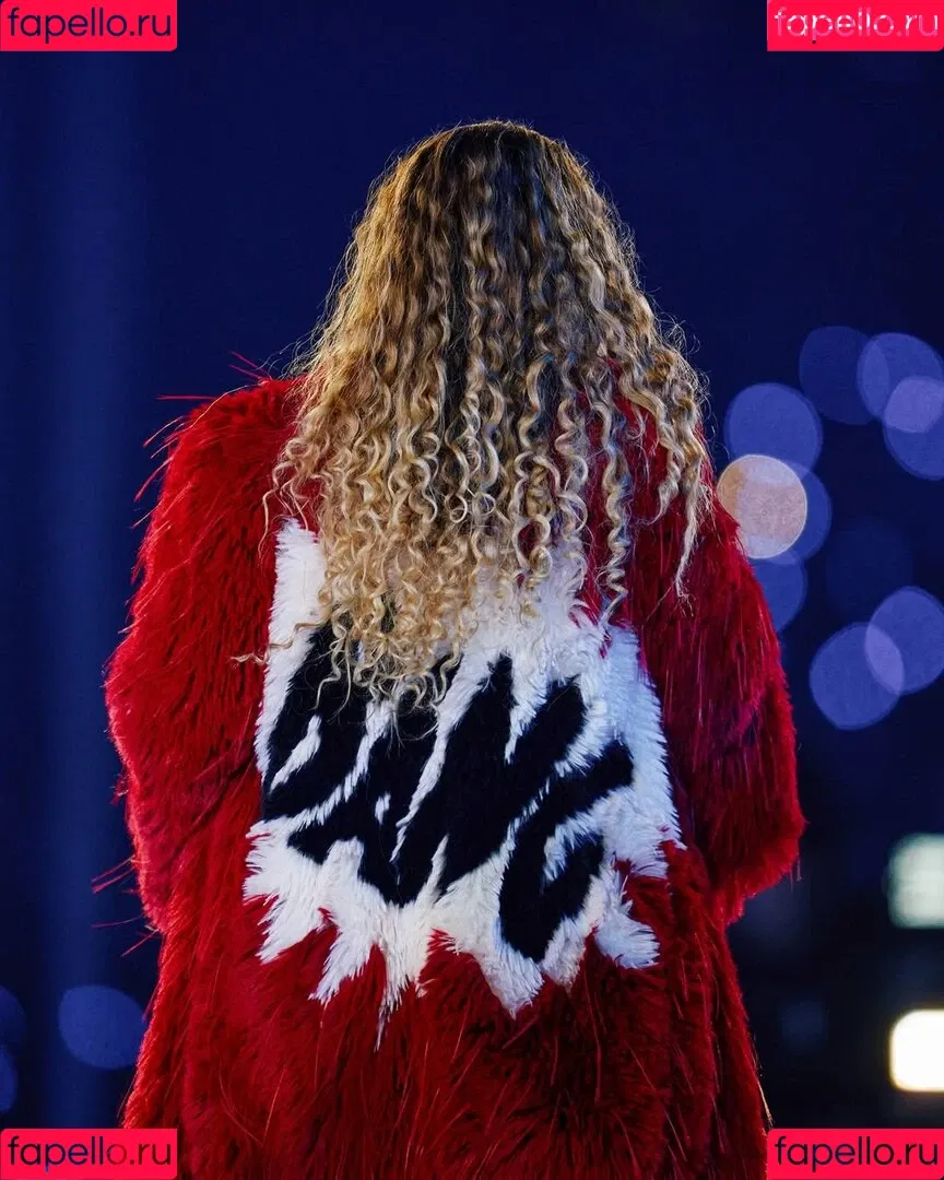 Beyonce / beyoncenavago Onlyfans Photo Gallery 