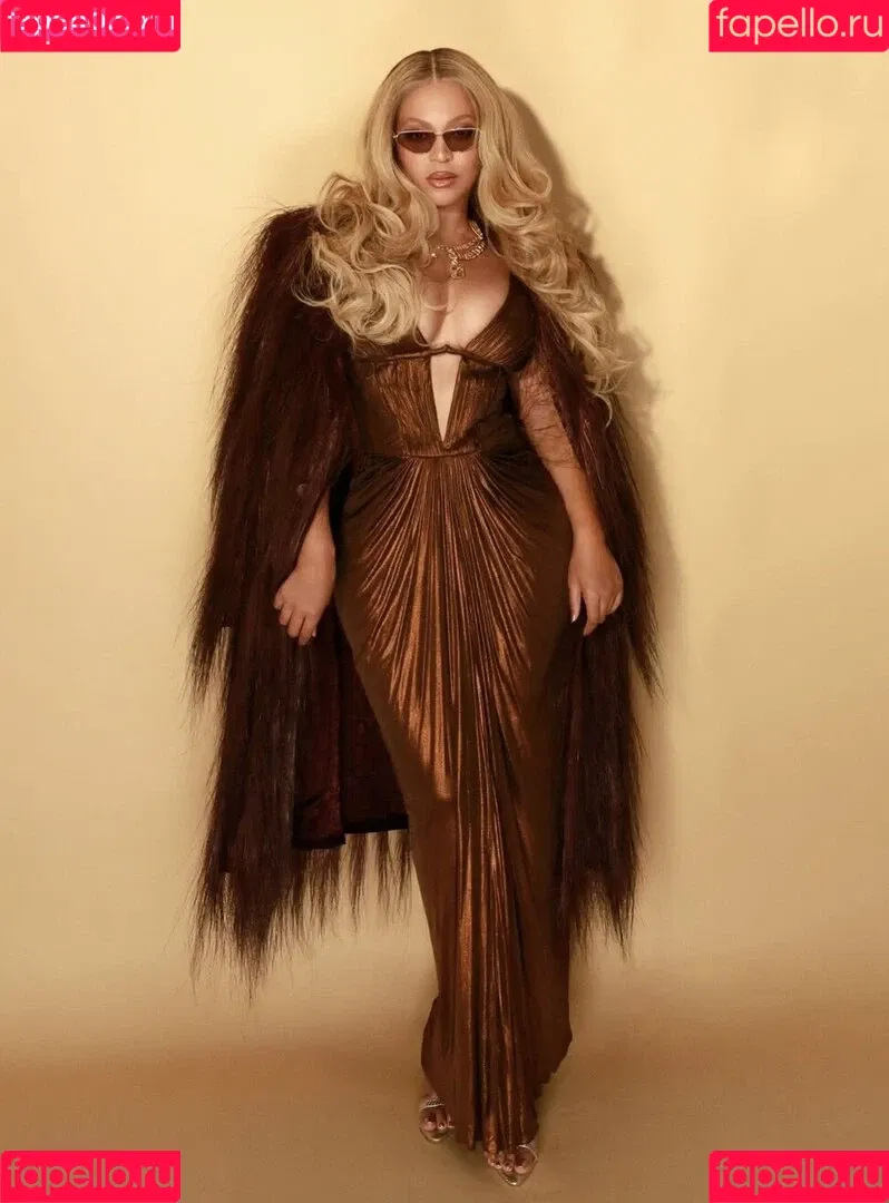 Beyonce / beyoncenavago Onlyfans Photo Gallery 