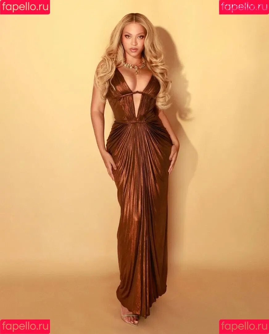 Beyonce / beyoncenavago Onlyfans Photo Gallery 