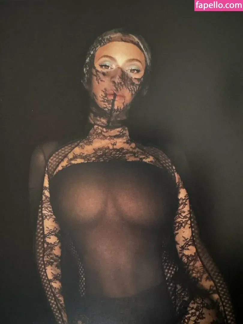 Beyonce / beyoncenavago Onlyfans Photo Gallery 