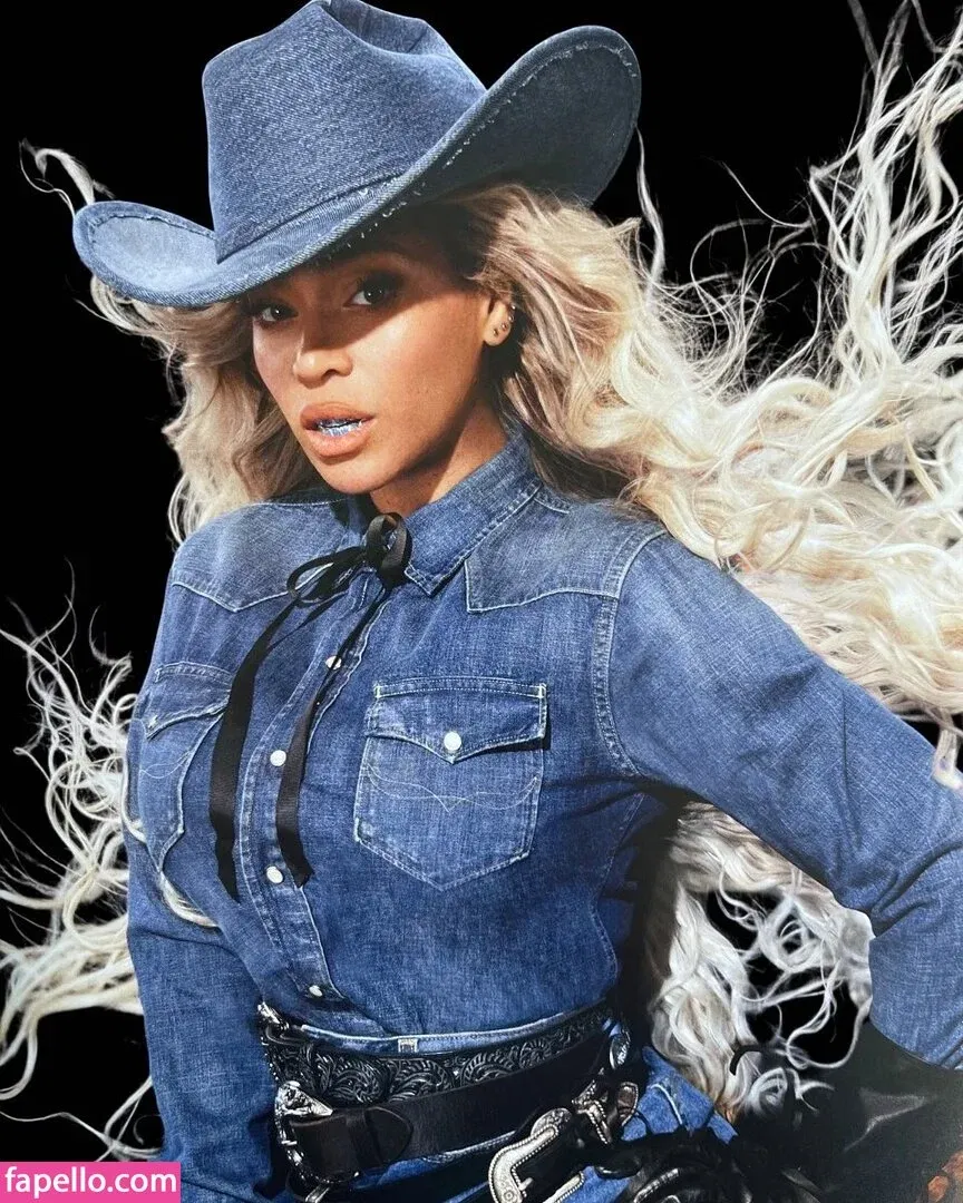 Beyonce / beyoncenavago Onlyfans Photo Gallery 