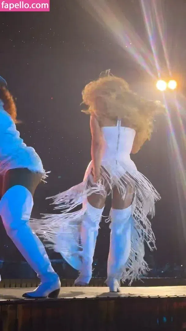 Beyonce / beyoncenavago Onlyfans Photo Gallery 