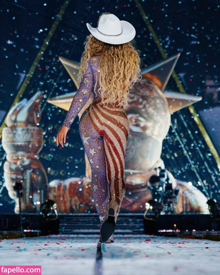 Beyonce / beyoncenavago Onlyfans Photo Gallery 