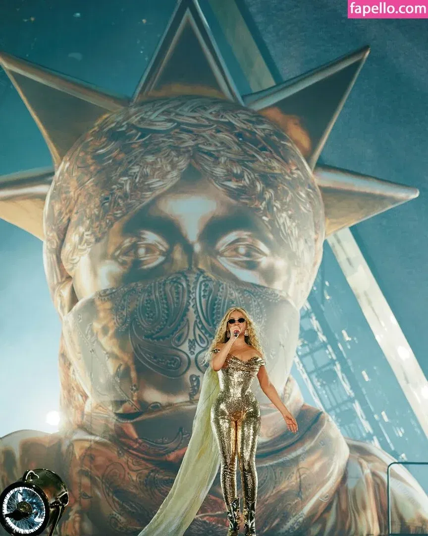 Beyonce / beyoncenavago Onlyfans Photo Gallery 