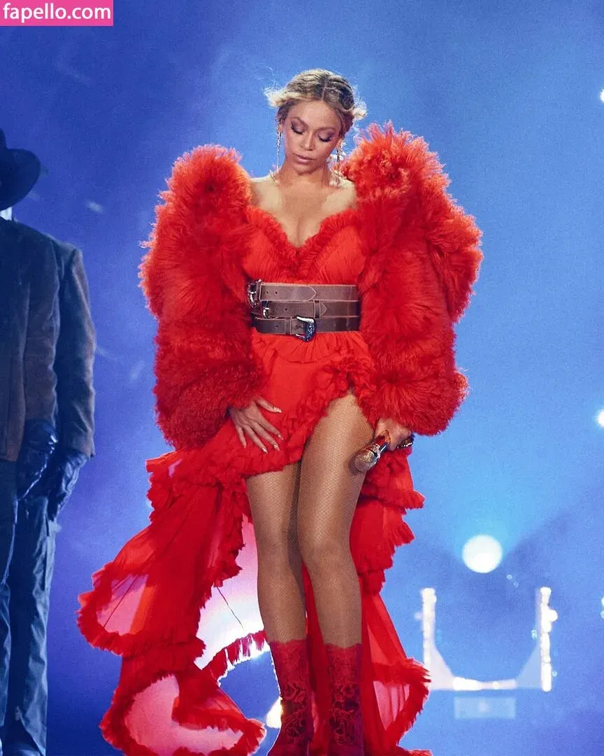 Beyonce / beyoncenavago Onlyfans Photo Gallery 