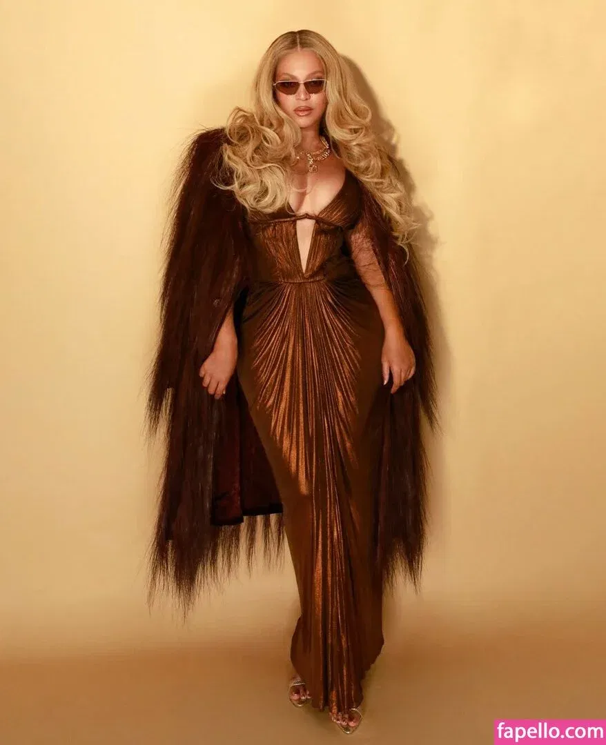 Beyonce / beyoncenavago Onlyfans Photo Gallery 