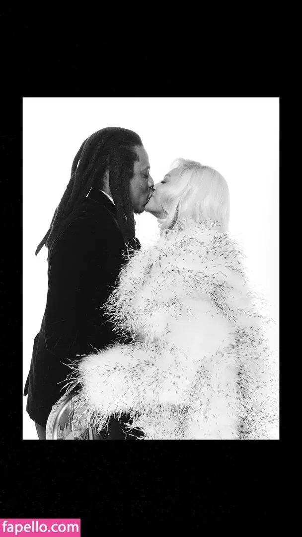 Beyonce / beyoncenavago Onlyfans Photo Gallery 