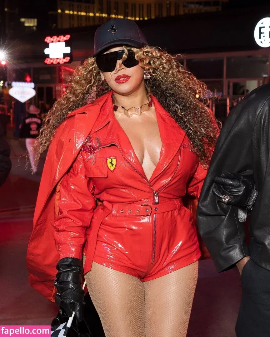 Beyonce / beyoncenavago Onlyfans Photo Gallery 