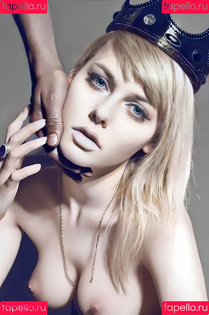 Alina Rin / alinarin / alinarinrin / arinushika / deepfake Onlyfans Photo Gallery 
