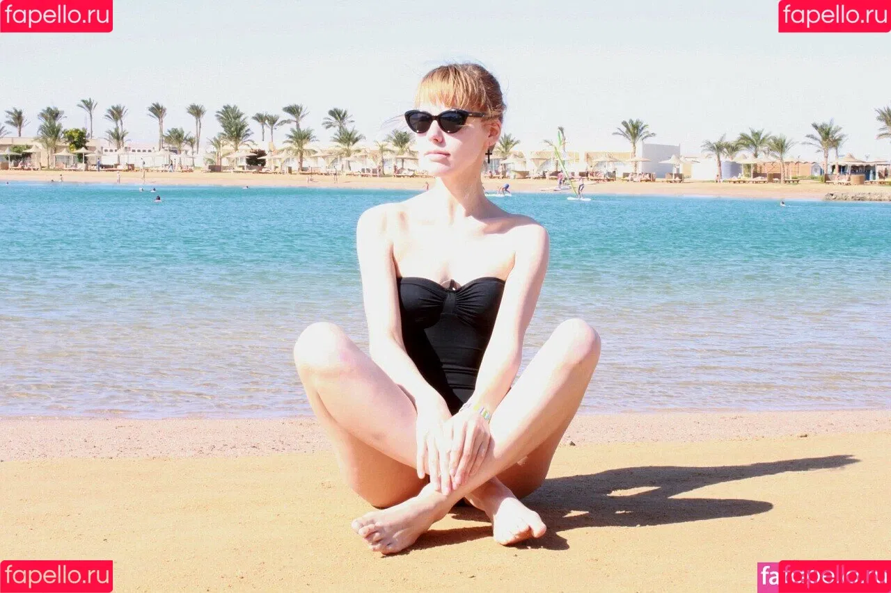Alina Rin / alinarin / alinarinrin / arinushika / deepfake Onlyfans Photo Gallery 