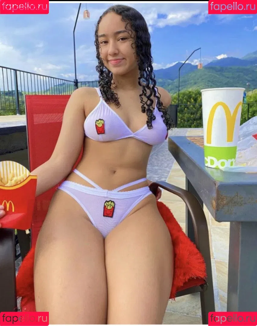 Valery Altamar / valeryaltamar001 / valeryaltamarprivate / valeryaltamart Onlyfans Photo Gallery 