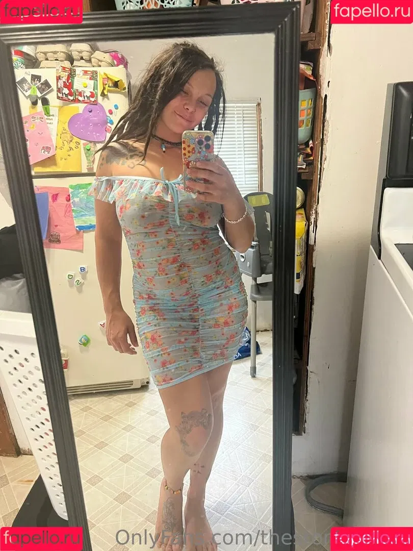 thestonedmom / thestonedmommy Onlyfans Photo Gallery 