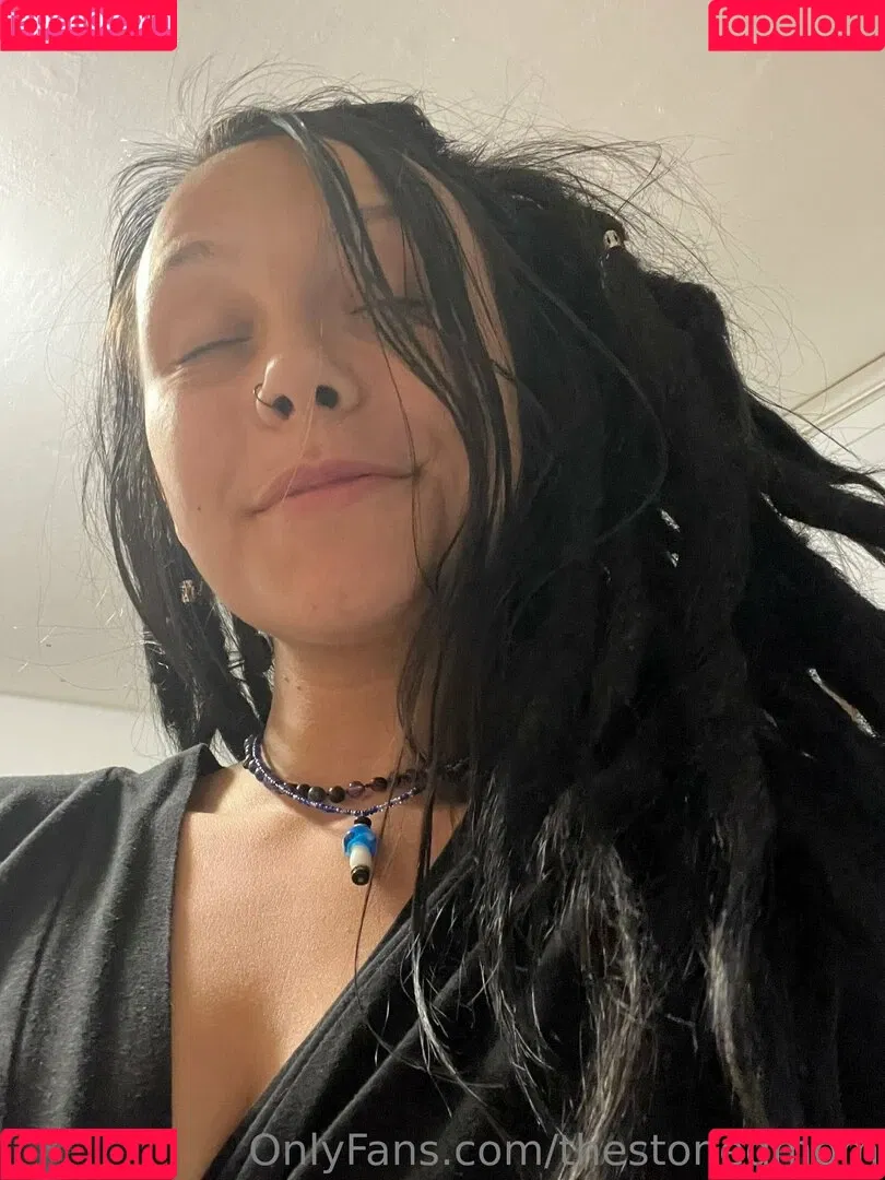 thestonedmom / thestonedmommy Onlyfans Photo Gallery 