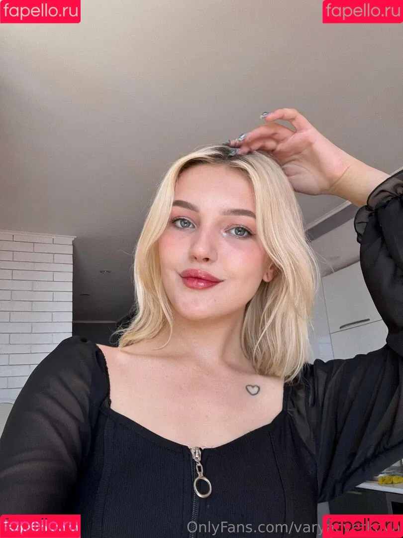 daisybloomm / thereeldaisybloomss Onlyfans Photo Gallery 