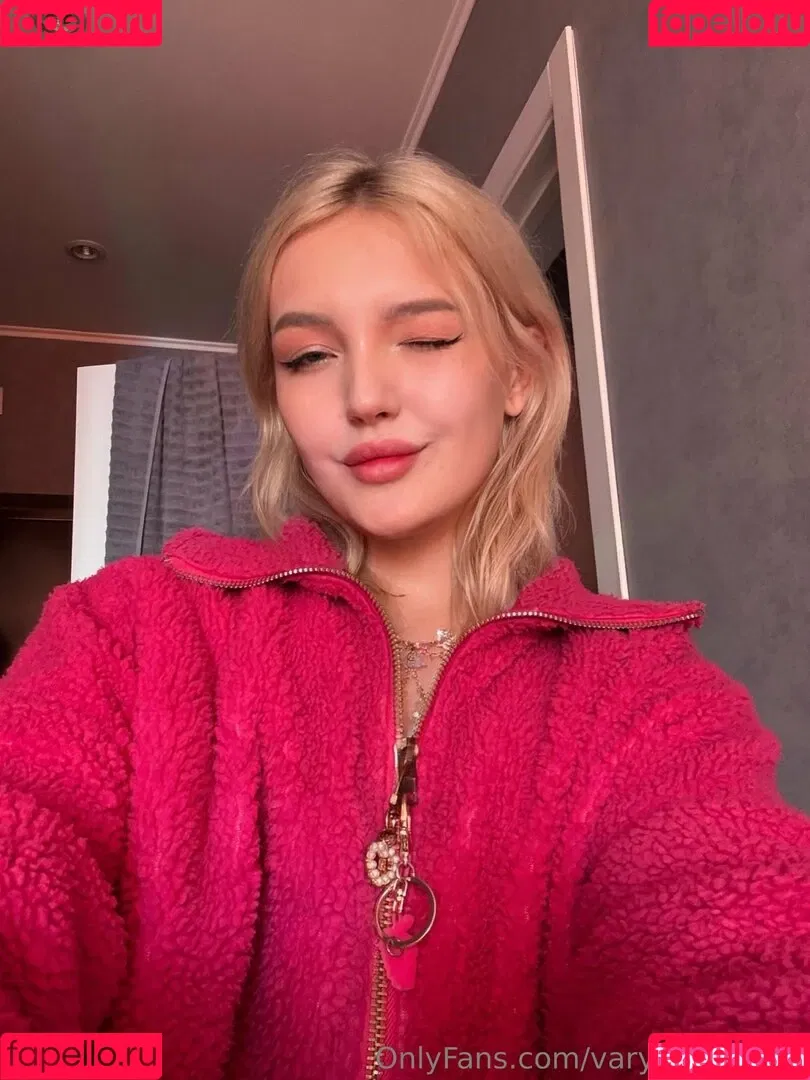 daisybloomm / thereeldaisybloomss Onlyfans Photo Gallery 
