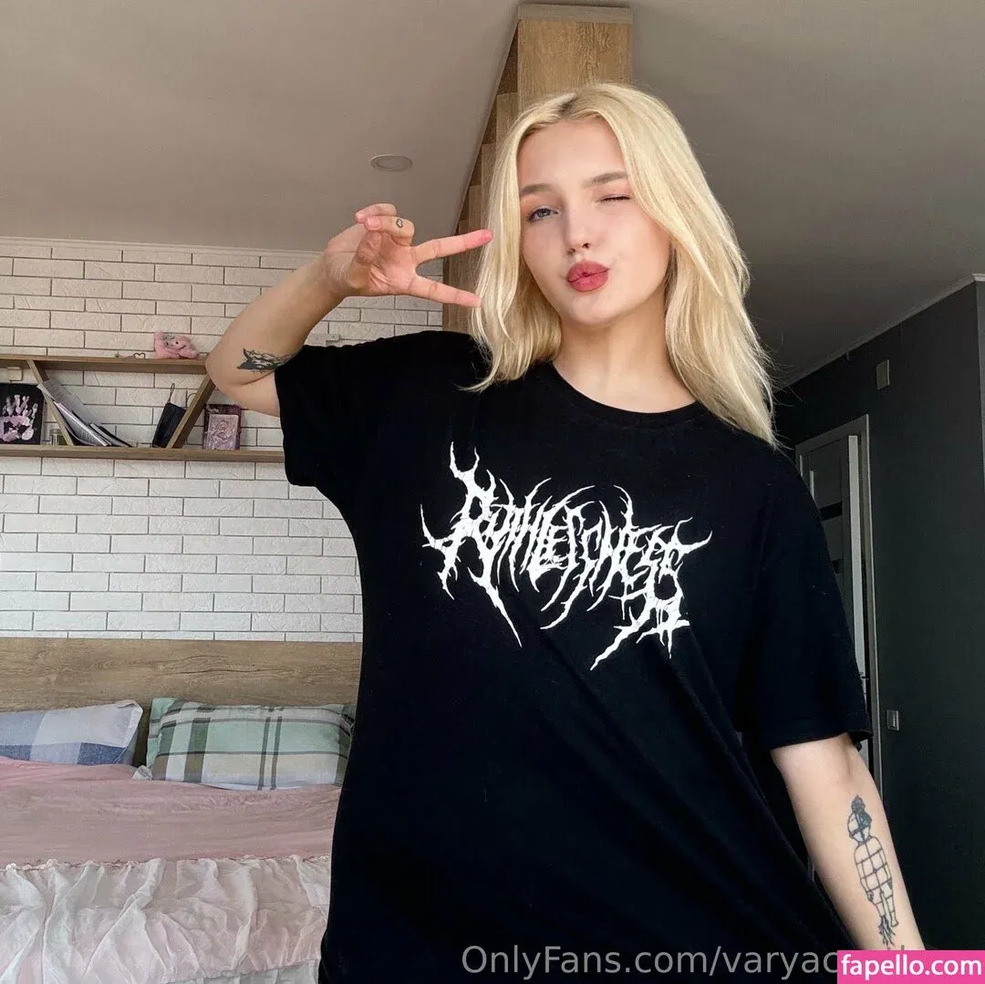 daisybloomm / thereeldaisybloomss Onlyfans Photo Gallery 