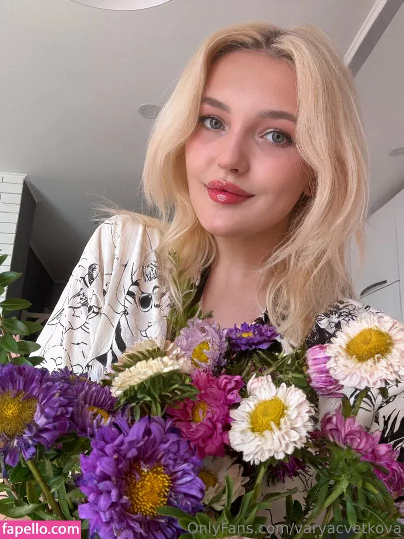 daisybloomm / thereeldaisybloomss Onlyfans Photo Gallery 