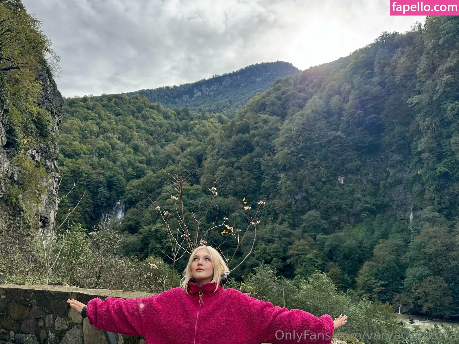 daisybloomm / thereeldaisybloomss Onlyfans Photo Gallery 