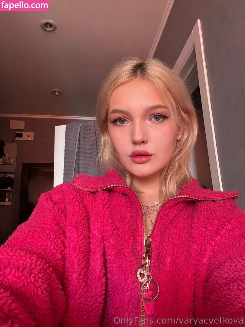 daisybloomm / thereeldaisybloomss Onlyfans Photo Gallery 