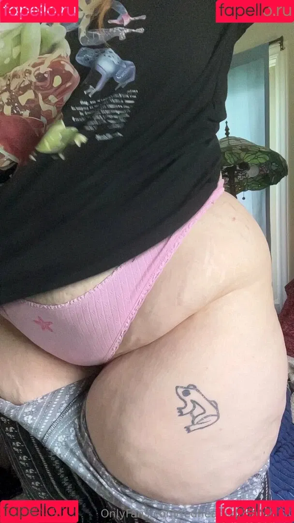 redheadedhoneydoll / thehoneydoll Onlyfans Photo Gallery 