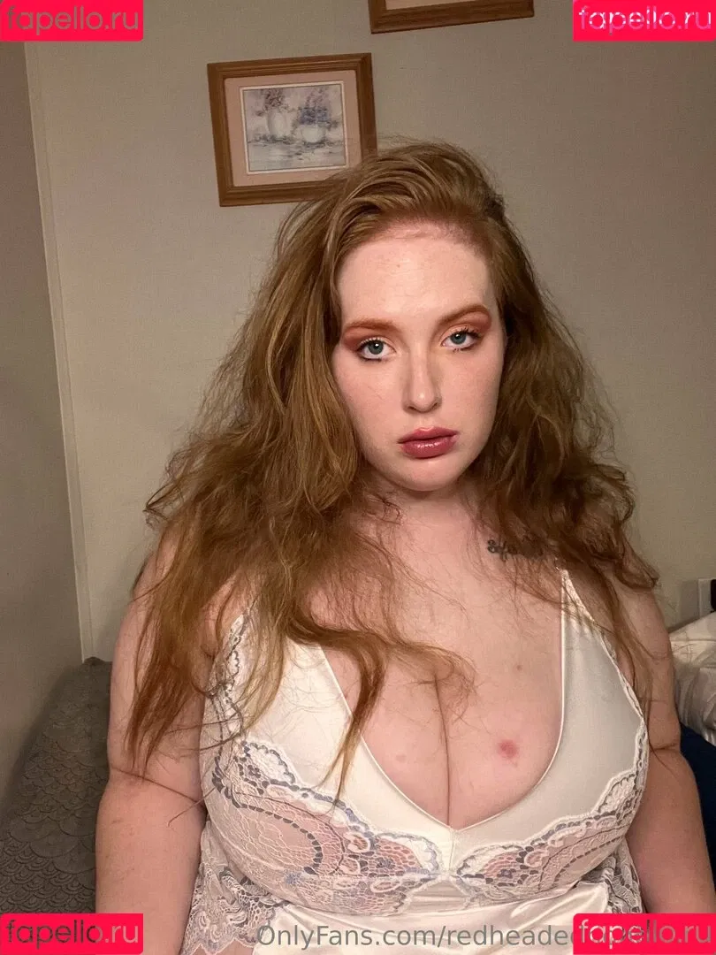 redheadedhoneydoll / thehoneydoll Onlyfans Photo Gallery 