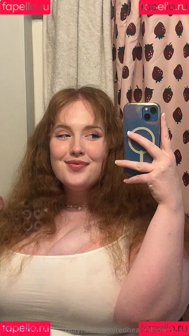 redheadedhoneydoll / thehoneydoll Onlyfans Photo Gallery 