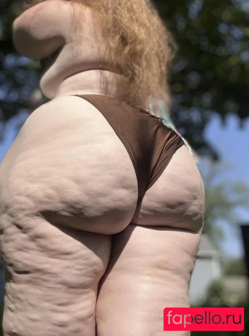 redheadedhoneydoll / thehoneydoll Onlyfans Photo Gallery 