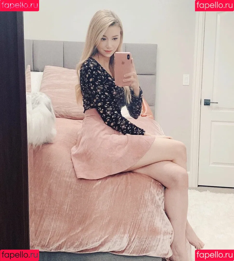 Dizzykitten / dizzykitten7 / dizzykittenpaws / thedizzykitten Onlyfans Photo Gallery 