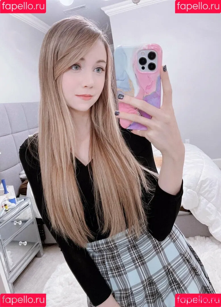 Dizzykitten / dizzykitten7 / dizzykittenpaws / thedizzykitten Onlyfans Photo Gallery 
