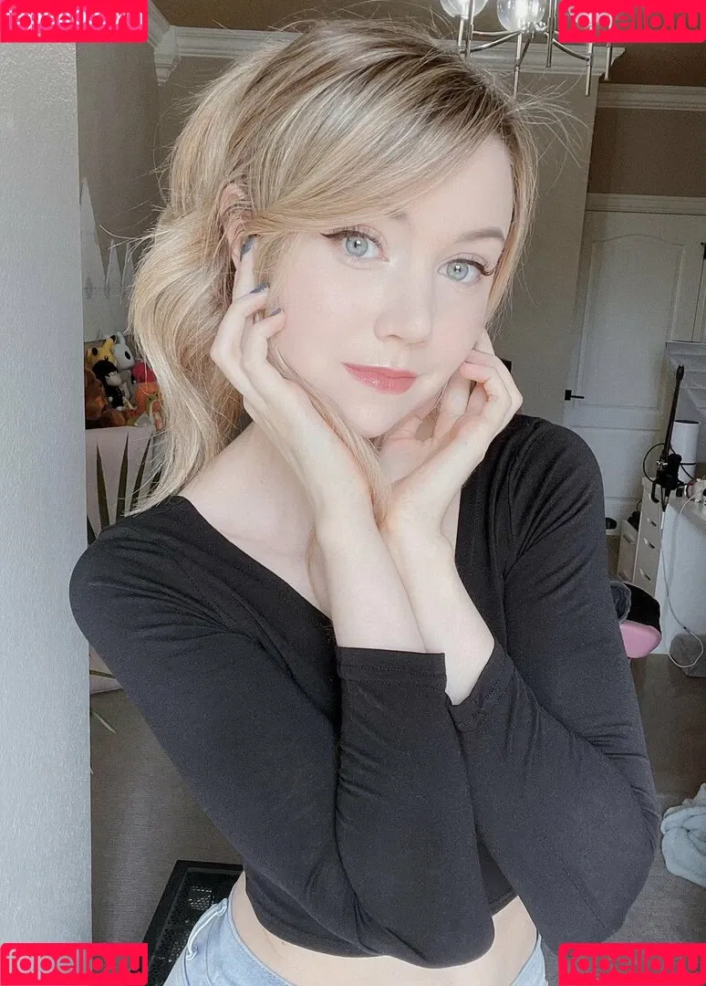 Dizzykitten / dizzykitten7 / dizzykittenpaws / thedizzykitten Onlyfans Photo Gallery 