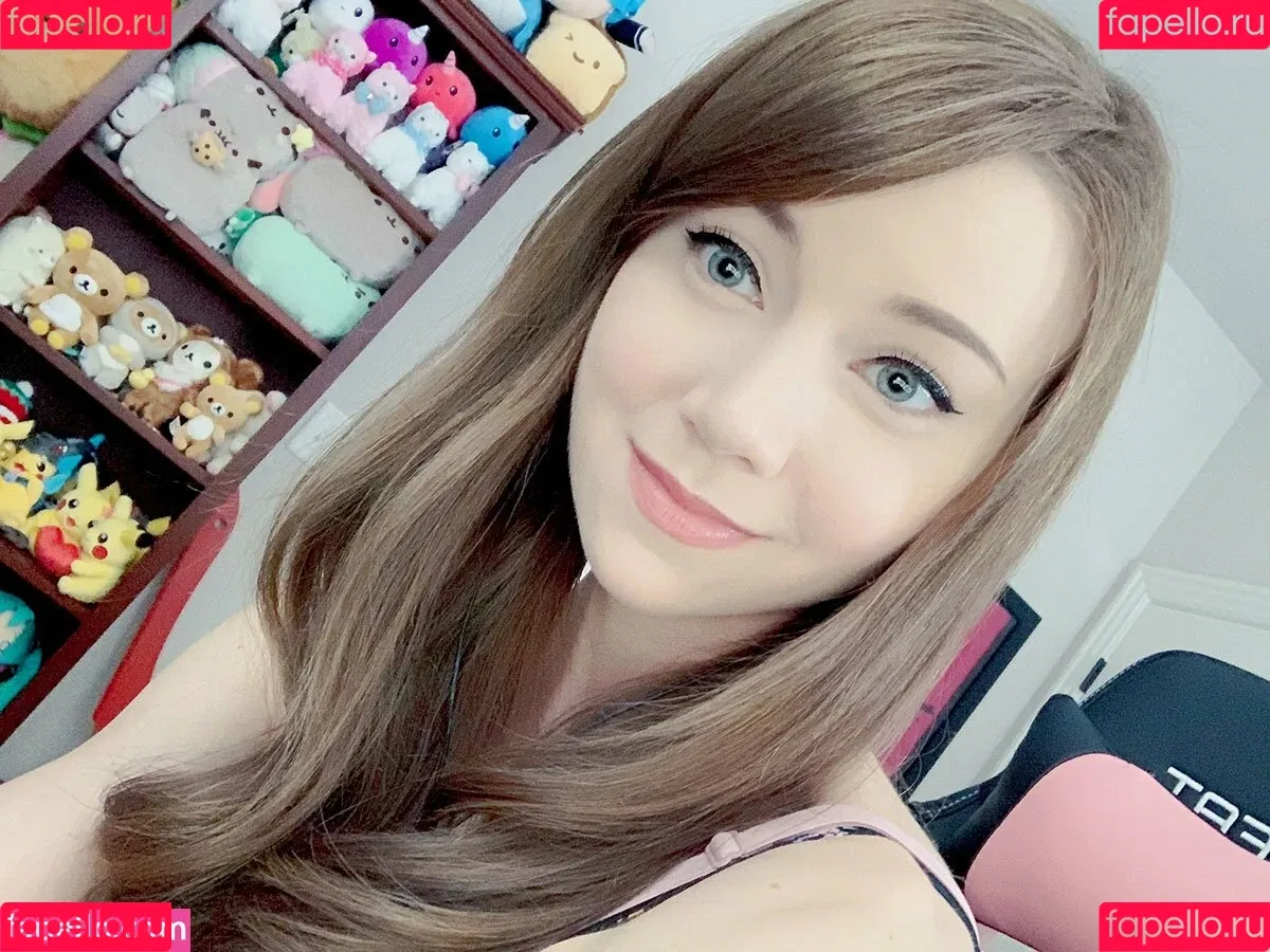 Dizzykitten / dizzykitten7 / dizzykittenpaws / thedizzykitten Onlyfans Photo Gallery 
