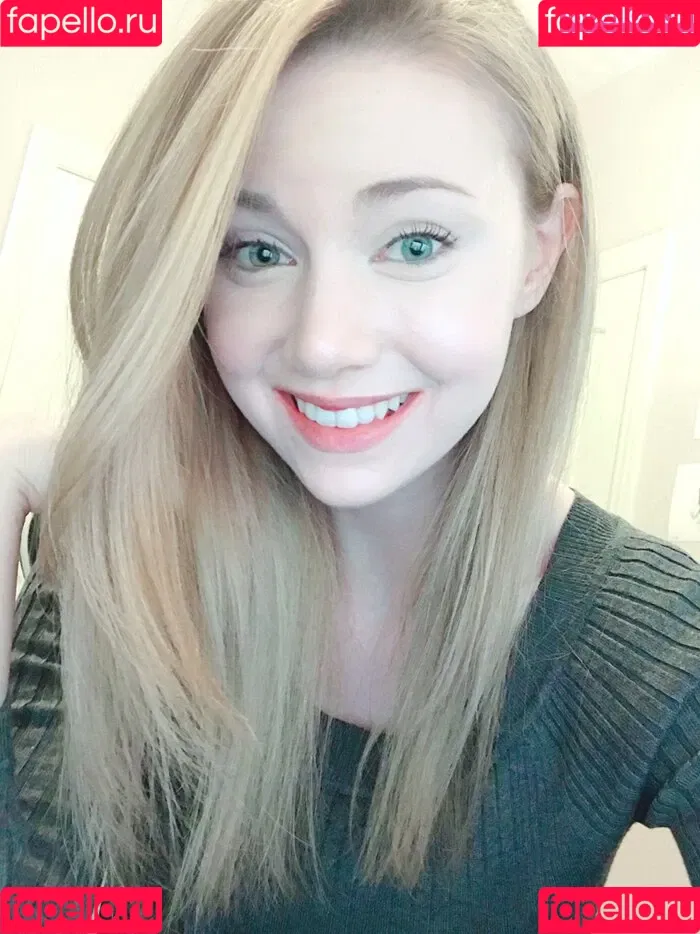 Dizzykitten / dizzykitten7 / dizzykittenpaws / thedizzykitten Onlyfans Photo Gallery 