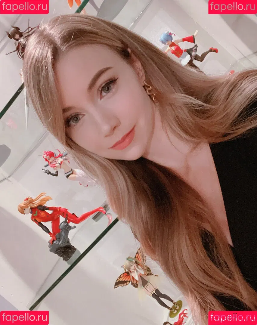 Dizzykitten / dizzykitten7 / dizzykittenpaws / thedizzykitten Onlyfans Photo Gallery 
