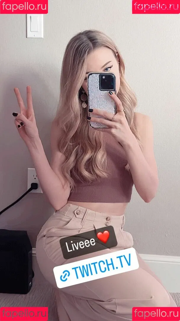 Dizzykitten / dizzykitten7 / dizzykittenpaws / thedizzykitten Onlyfans Photo Gallery 