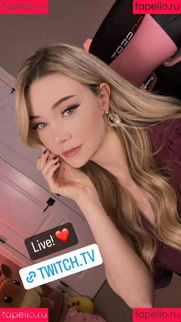Dizzykitten / dizzykitten7 / dizzykittenpaws / thedizzykitten Onlyfans Photo Gallery 