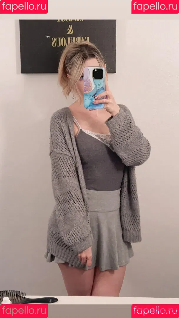 Dizzykitten / dizzykitten7 / dizzykittenpaws / thedizzykitten Onlyfans Photo Gallery 